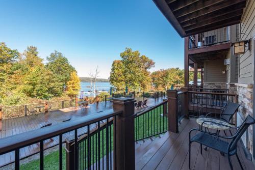 A123 Studio Lake View in Oakland, USA