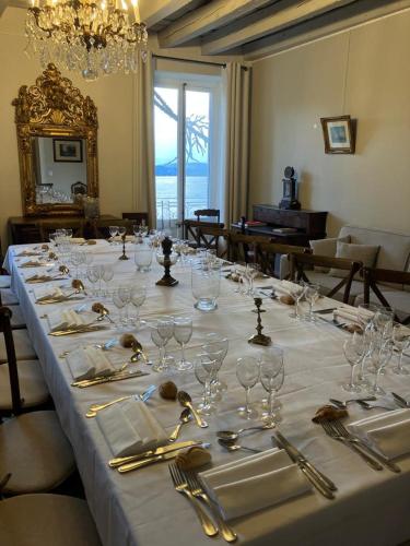 Un ancien domaine viticole au bord du lac d'Annecy pour rayonner en Haute-Savoie