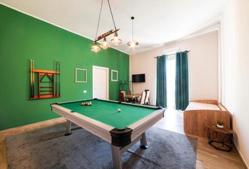 Relais Borbonico Apartment, Naples
