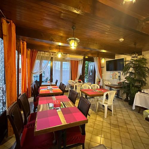 Hotel Paris Star in Villejuif
