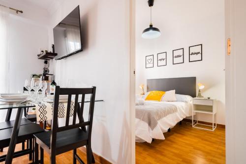 Apartamento cerca del centro y de la estación Santa Justa a pie, 1 plaza de Parking gratis, Siviglia (foto 3)