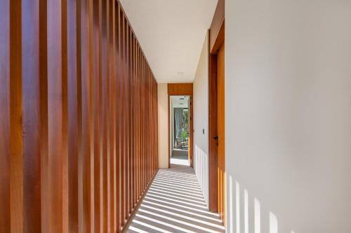 Villa Selong Belanak - Private Beach Access