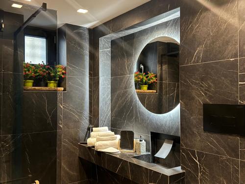 Rouge Romantic Jacuzzi Suite Palermo Centro, Palermo (fotografie 8)