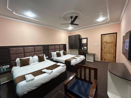 Deluxe Family Room
