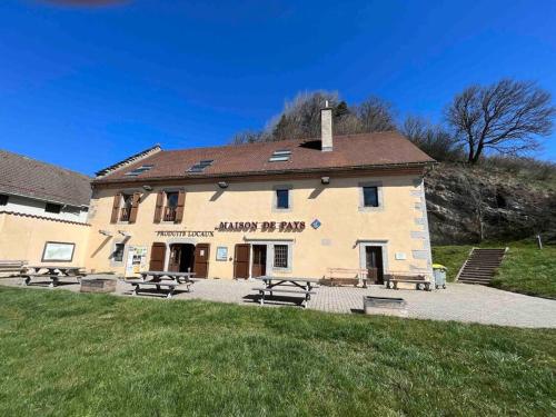 Le hameau du Maissubert in Le Glaizil