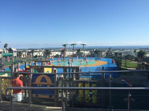 The Gateway a lovely Spacious Seaside Property close to the beaches , centrally located in Porthcawl in 波斯考爾中東區