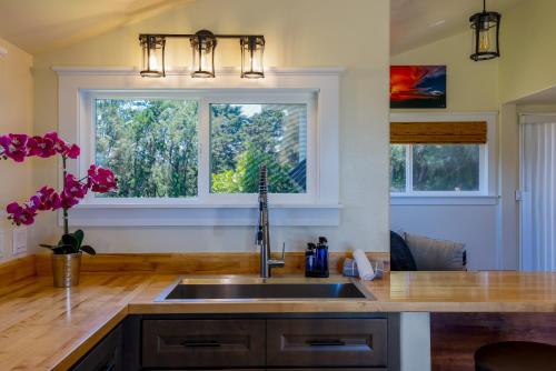 Konyha, A Cozy Cabin In The Country in Hawi (HI)