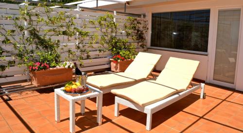 Junior Suite with Terrace and Sea View image 10
