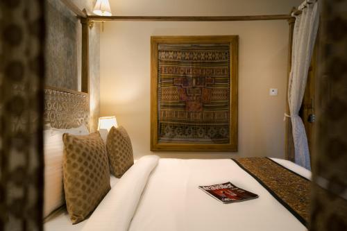 Superior Suite image 7