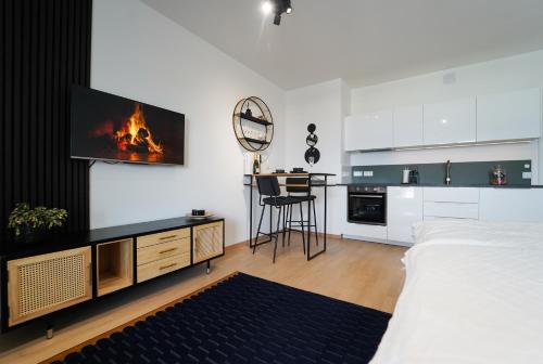 central Suite - image 3