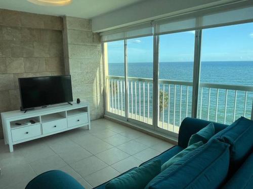 Loft w/ Scenic view to the Caribbean