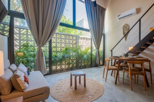 Bright 2BR Loft with Rooftop Pool in Best Tulum Downtown Location