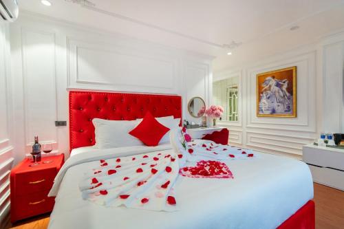 Khách Sạn Diamond Hotel