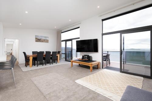 Pembroke Heights in Moeraki