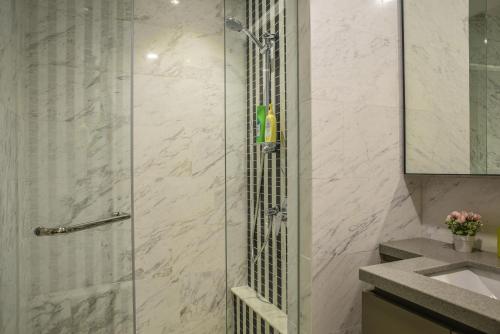 Eaton KLCC Suites By Elite - image 6