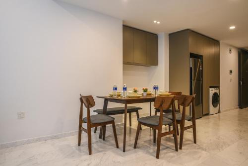 Eaton KLCC Suites By Elite - image 4