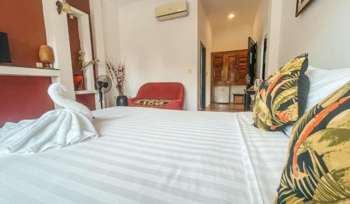 King Room with Balcony