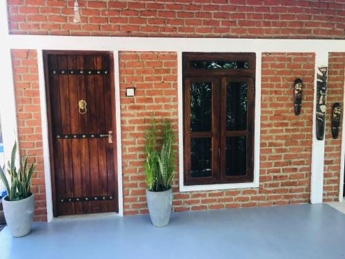 Family Room with Garden View image 1