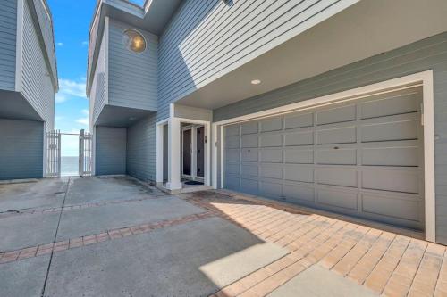 Seaview 1133B in Oceanside, USA