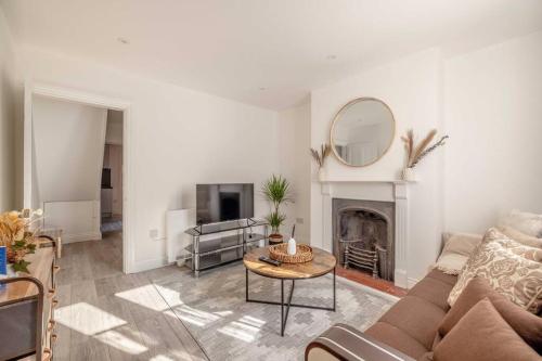 Cosy Cottage Your Central Windsor Retreat - By Tempstay, Windsor (zdjęcie 6)