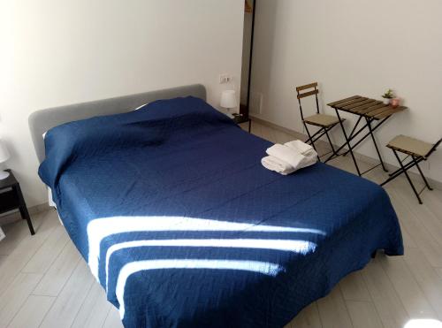Rooms add e criatur, Naples
