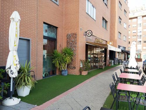 Restaurant, Madrid Las Tablas apartments in Fuencarral-El Pardo