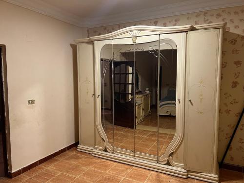 2 Bedroom Apartment with private entrance