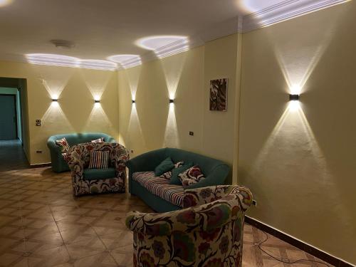 2 Bedroom Apartment with private entrance