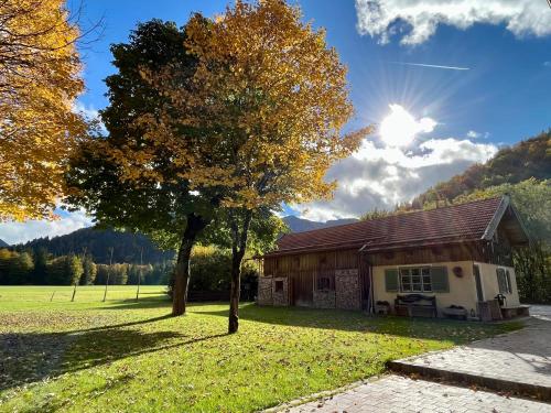 Ferienwohnungen Zipflwirt