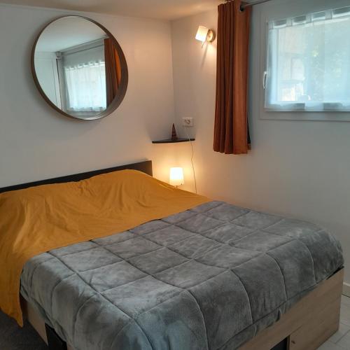 Studio maxi 3 pers, acces H24, proche gare pour Paris