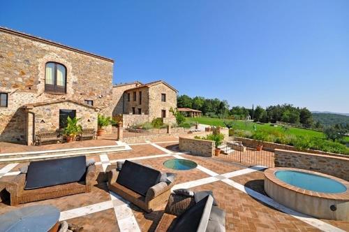  Villa Vittorio by PosarelliVillas in Lama