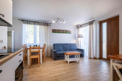 4 Pory Roku Apartamenty Domki Pokoje - image 13