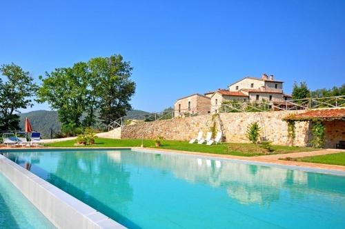  Villa Vittorio by PosarelliVillas in Lama