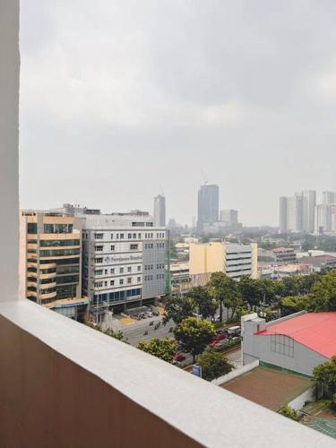 2BR spacious loft in QC, short walk to M Place, Bocaue