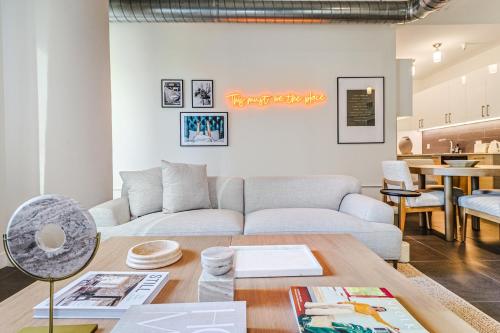 Sunny & Spacious 2BDR & 1BTH in Downtown LA, Los Angeles (fotografie 9)