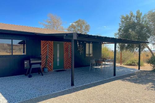 Black Moon Ranch - Flamingo Heights in Yucca Valley, USA