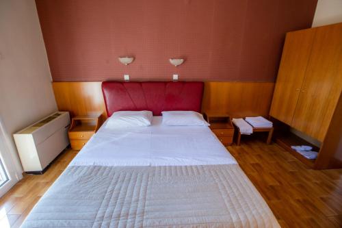 1 double bed