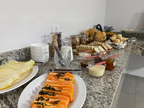 อาหารและเครื่องดื่ม, Hotel 7 Quedas in กวาอีรา