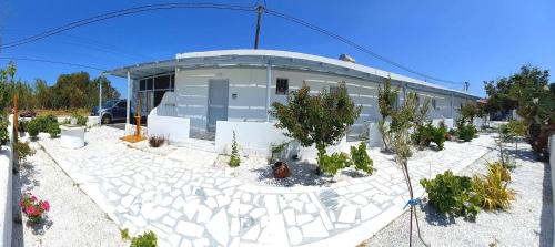 Naxos Beachwalk Rooms