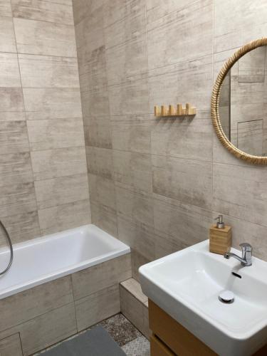 Fürdőszoba, U KOSMONAUTA in Malá Veleň