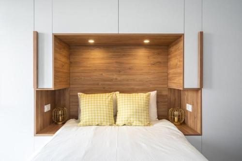 Piata Romana, Two Bedrooms Apartment - Tap to explore photos