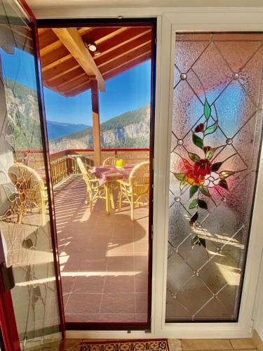 Erkély/terasz, Chalet Kristall 4 1/2 Zimmer-Maisonetten-Haus in Albinen