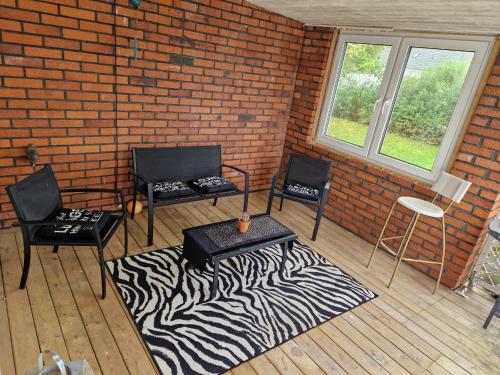 厄勒布鲁 Villa med egen parkering. Mojlighet att boka fran 1 och upp till 5 personer. 4星级 单人房 客房