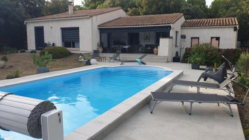 View, VILLA LOUNA 4 etoiles in Ventenac-Cabardes