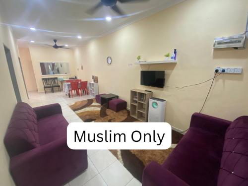 B&B Kuala Kangsar - Homestay Cikgu Muaz - Bed and Breakfast Kuala Kangsar