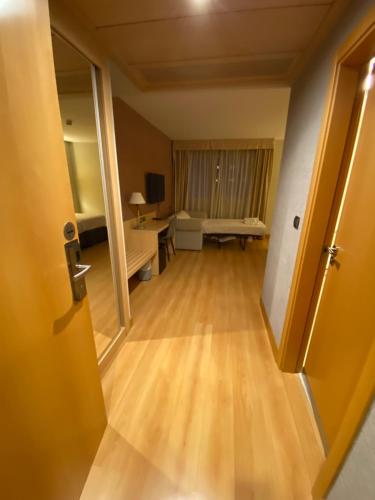 Hospedium Hotel Villa Gomá - image 8