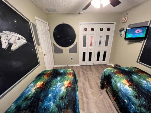 Mickey's Mansion - 4 mi to Disney, 8BR 4.5 bath, Private Pool/spa, Game Room - Tap to explore photos
