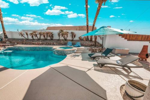 Havasu Regal - Pool, Spa, Boat Parking, BOHO Design