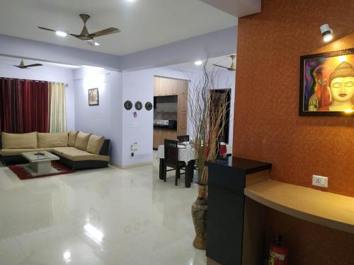 Three-Bedroom Apartment image 10