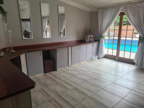 Vista, Royal Villa Guesthouse in Brakpan